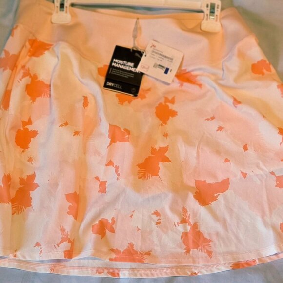 PUMA Power Shape Floral Dry Cell Skort - Peach Orange- NWT - Picture 2 of 10
